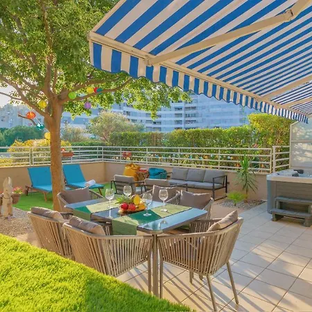 New Delux Green Garden Apartment With Hotube **** Split Exterior photo