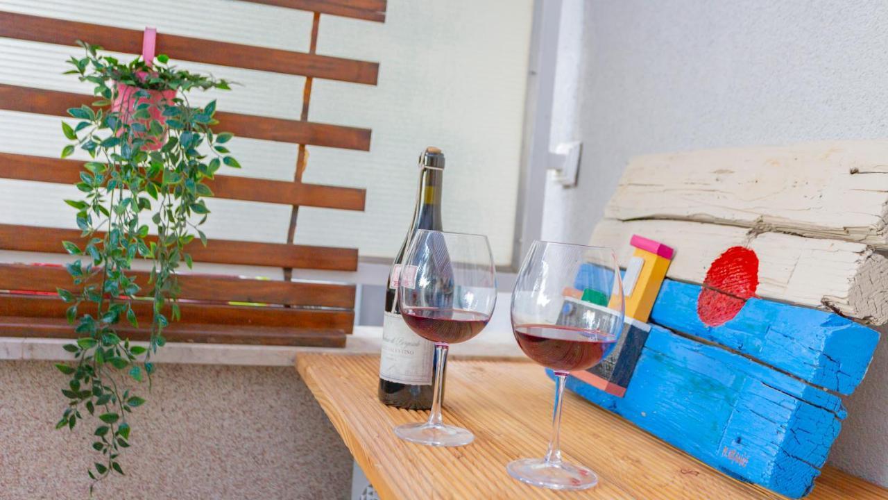 Apartment New Delux Garden With Hotube **** Split